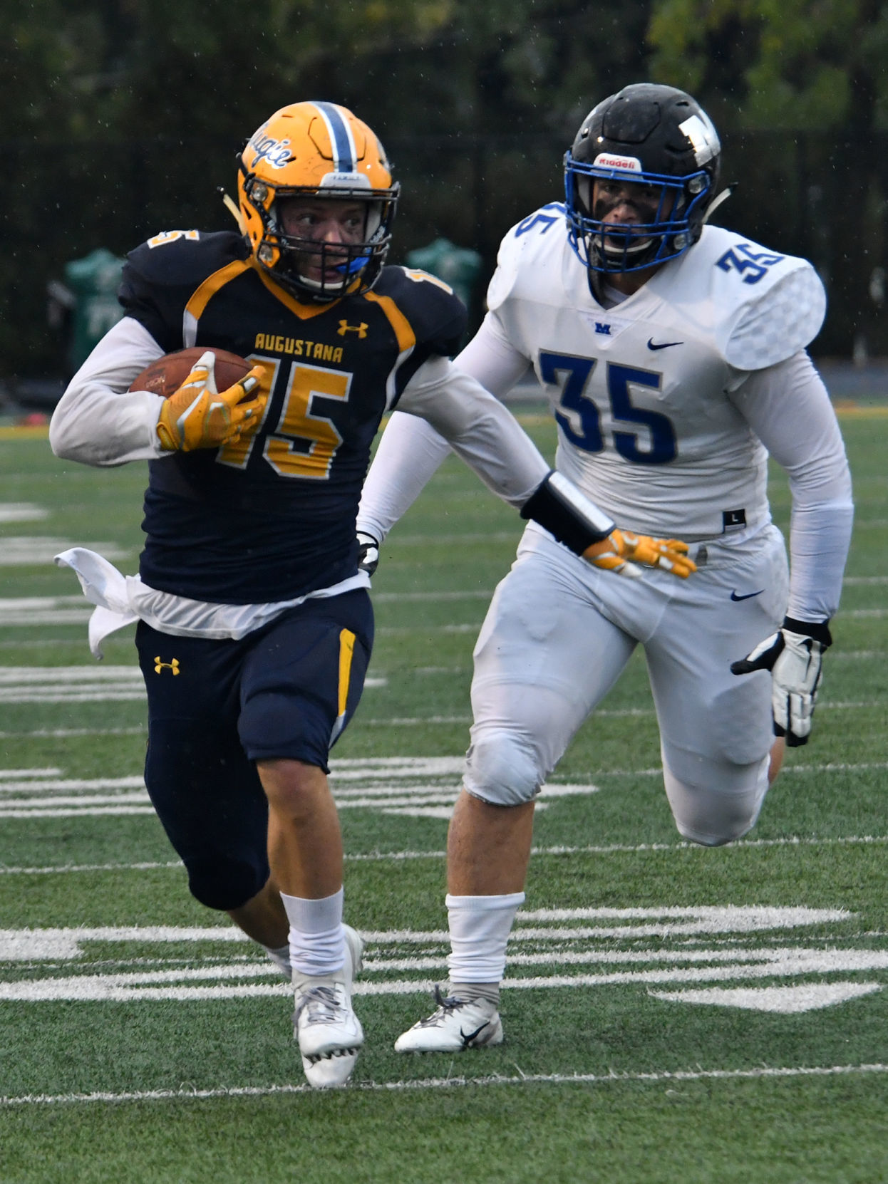 Augustana vs Millikin football